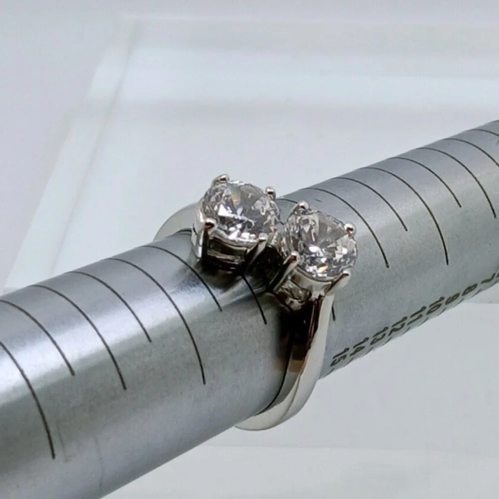 Size 10 Vintage 1990s Two Stone Round Cubic Zirconia Bypass Ring Silver Tone NOS